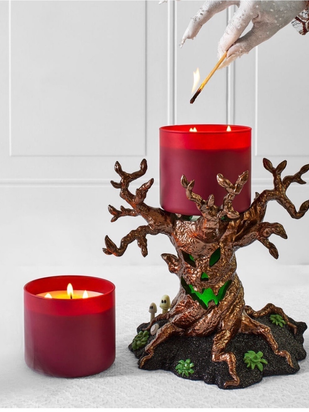 Bath & Body Works Halloween Light-up Monster Tree 3-wick Candle Pedestal